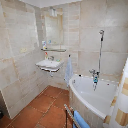Ferienhaus Holiday In 34572 Novy Hradek